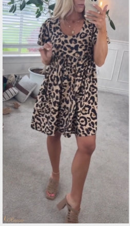 Női lezser leopárdmintás kerek nyakú ruha