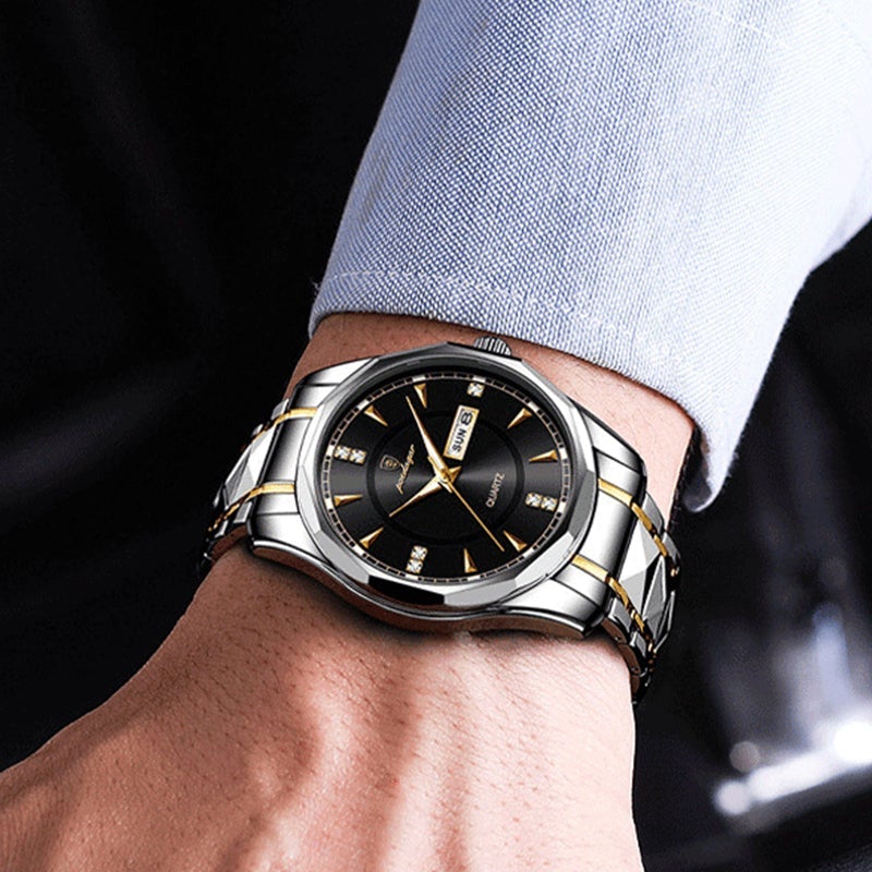 đââïžIdĂ©n nĂ©pszerƱ a fĂ©rfi karĂłra, a fĂ©rj tele van fennhĂ©jĂĄzĂĄssal, szomorĂș arcot adva a fĂ©rfiaknak