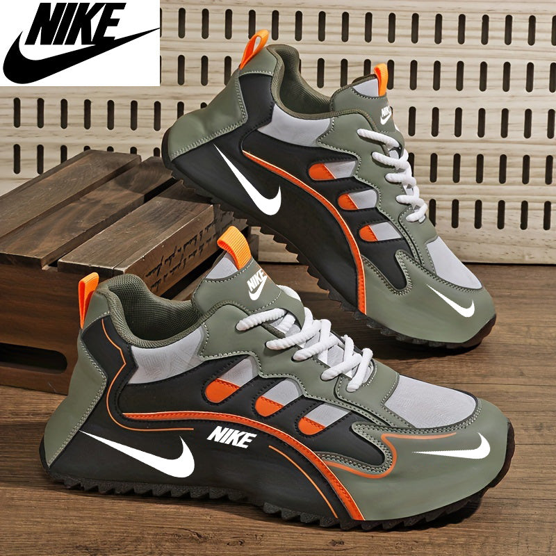 Új, színben passzoló, férfi Nike bőr sportcipő 2025-ből.