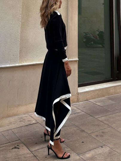 Stílusos kétrészes szett kontrasztos kötésből