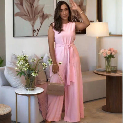 Egyszínű, ujjatlan, bő csipke kombiné, széles lábakkal munkához