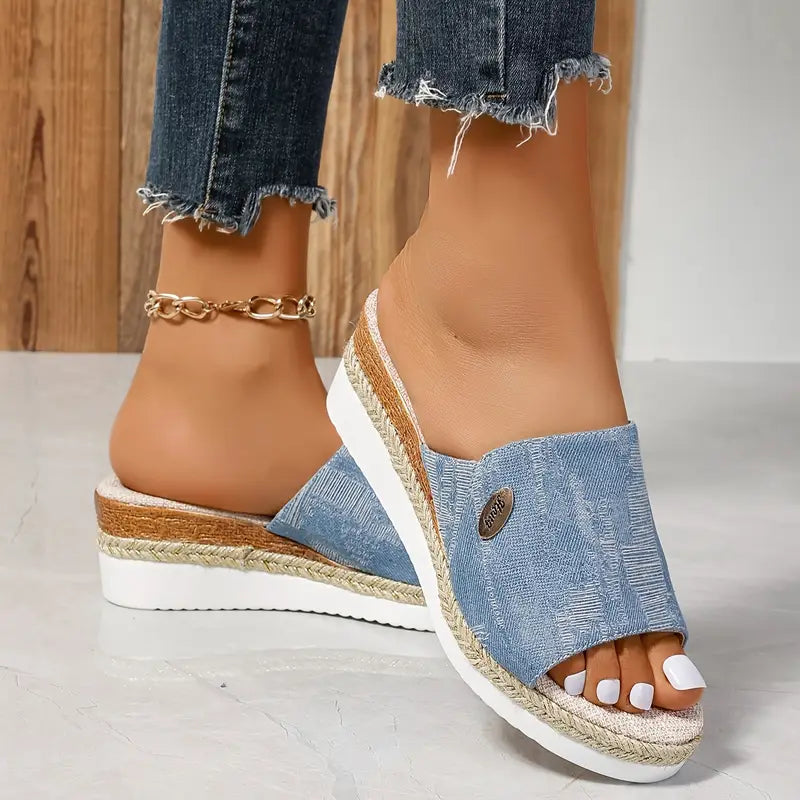 NŐI INGYENES CSÚSZTÁS ORTOPÉD SZANDÁLON