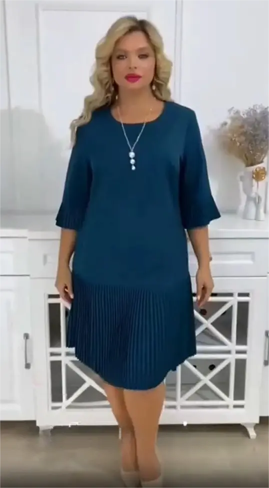 🥰[S-5XL]Egyszerű és elegáns rakott ruha