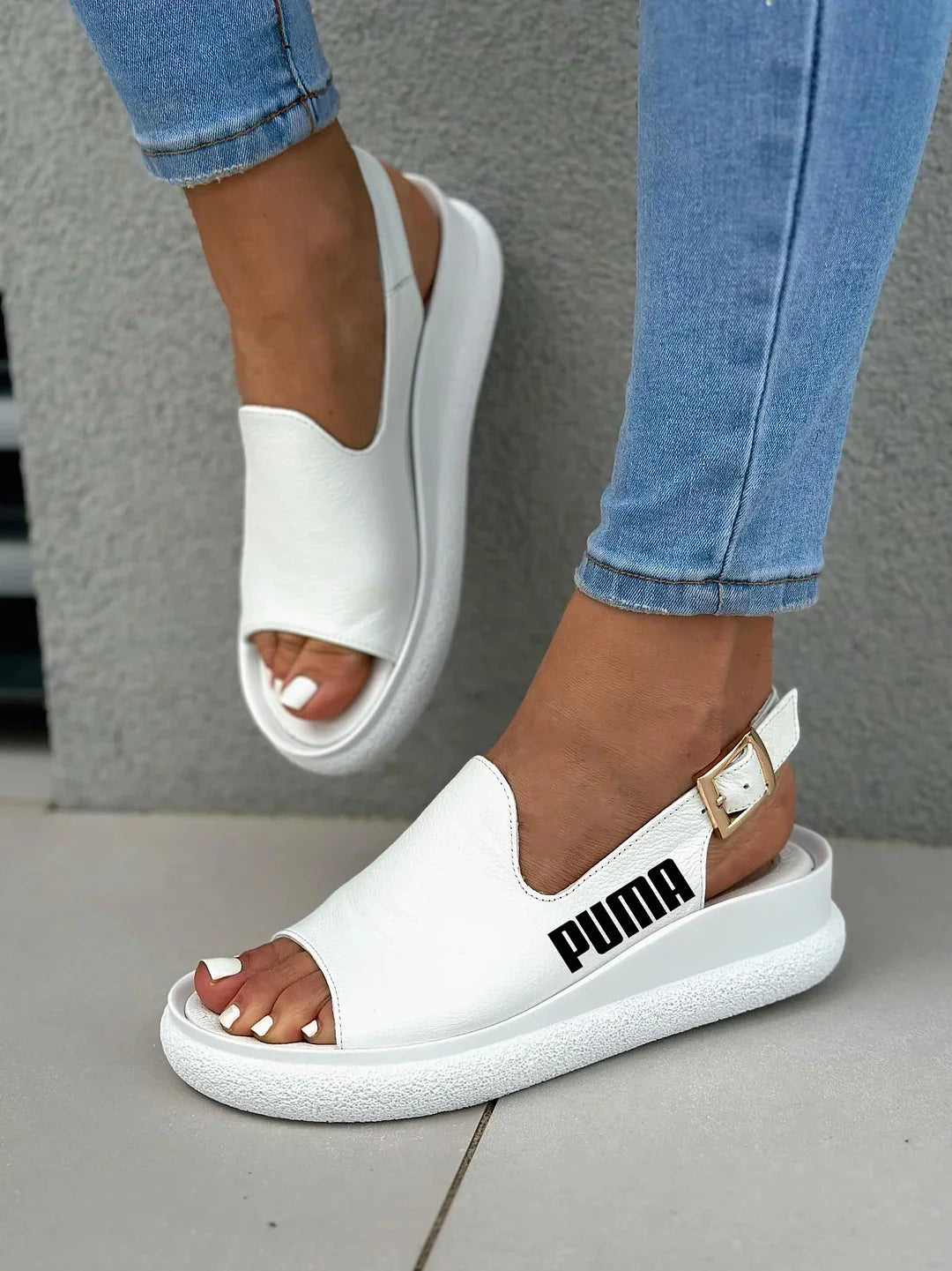 PUMA® női bőr szandálok