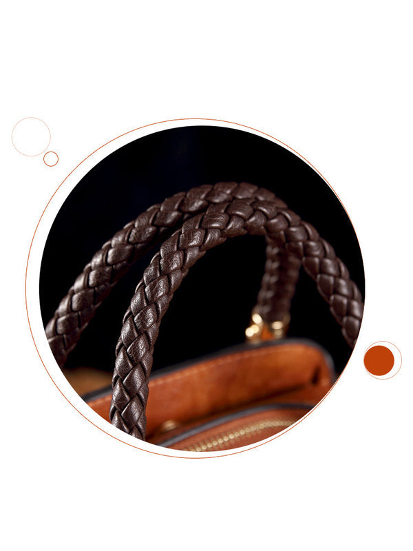 Kerek formájú vintage bőrtáskák, bojtokkal. Válltáska