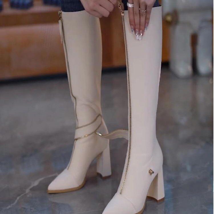 Korlátozott idejű ajánlat hegyes orrú magassarkú csizmára