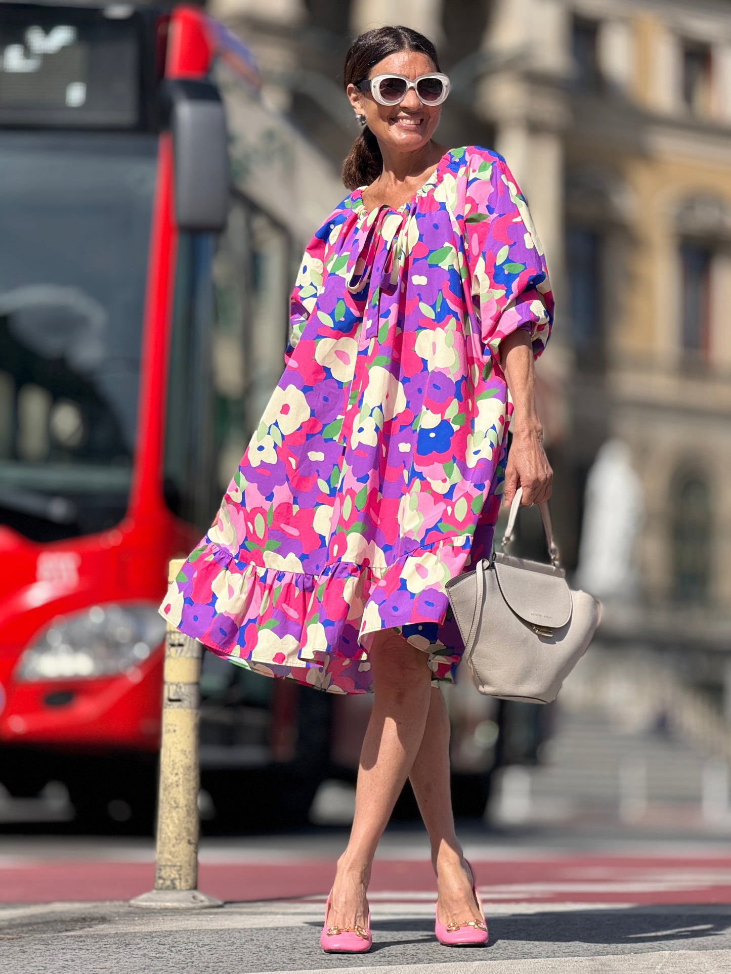 Virágmintás, egyvállas, kétirányú ingszoknya