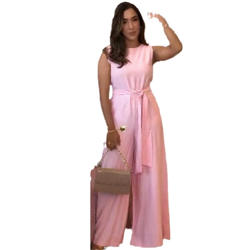 Egyszínű, ujjatlan, bő csipke kombiné, széles lábakkal munkához