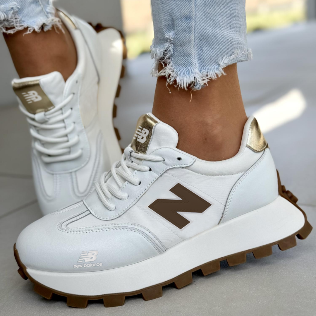 New Balance® női sportcipők természetes bőrből