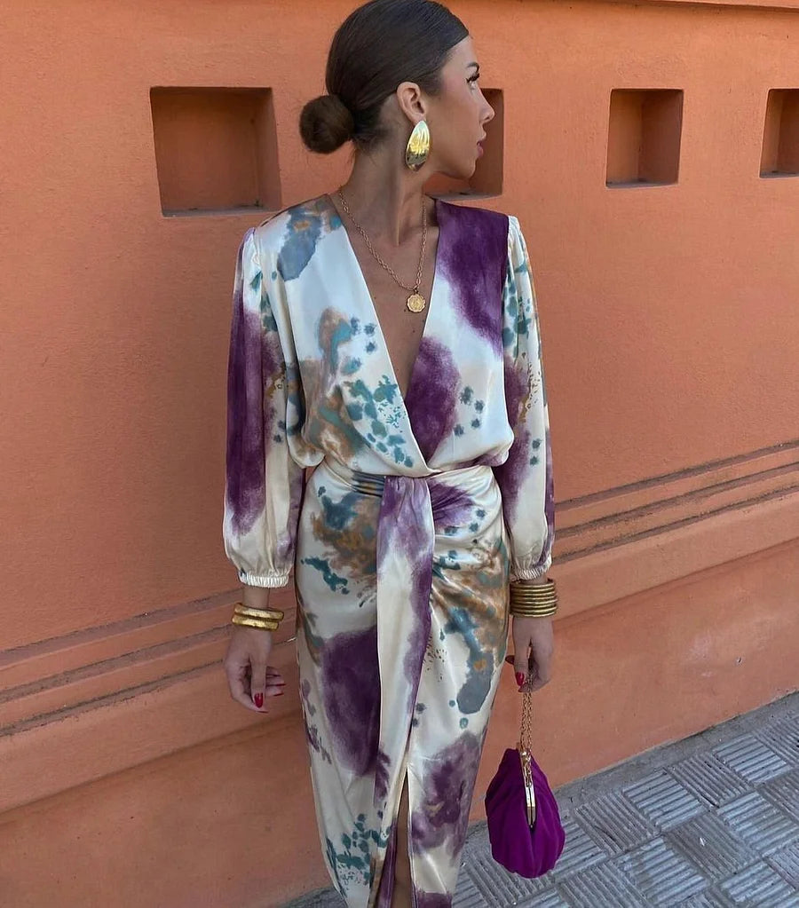 Elegáns lila V-nyakú ruha 💜