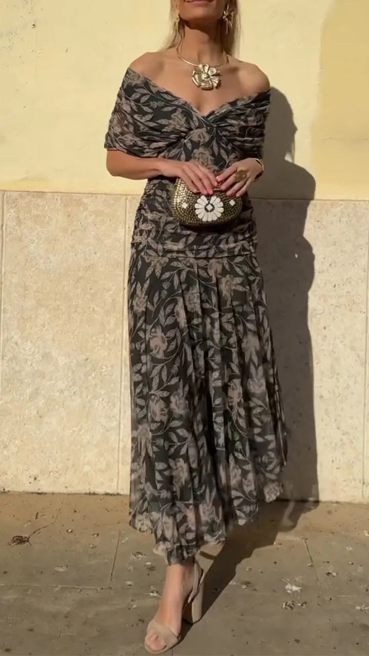 Női, váll nélküli, V-nyakú, mintás ruha