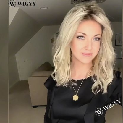 Szőke kiemelések, könnyű, puha paróka