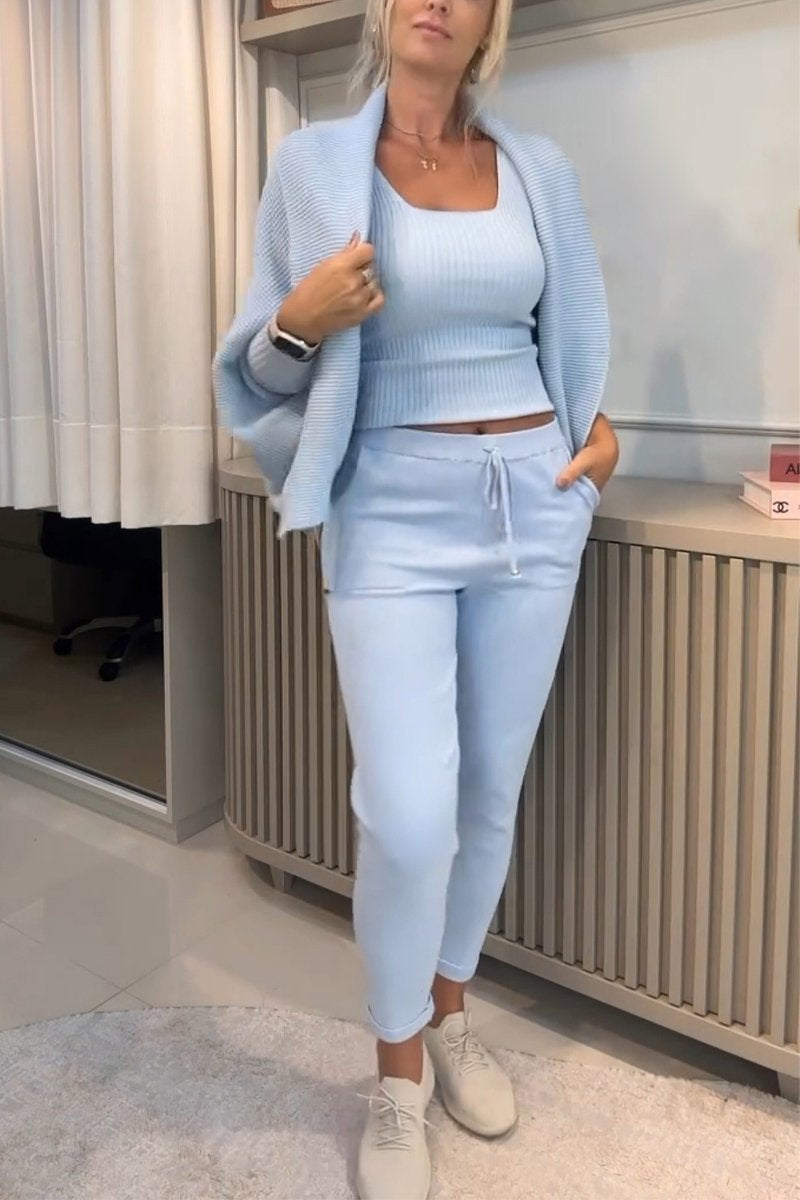 Női, szögletes galléros egyszínű felsők