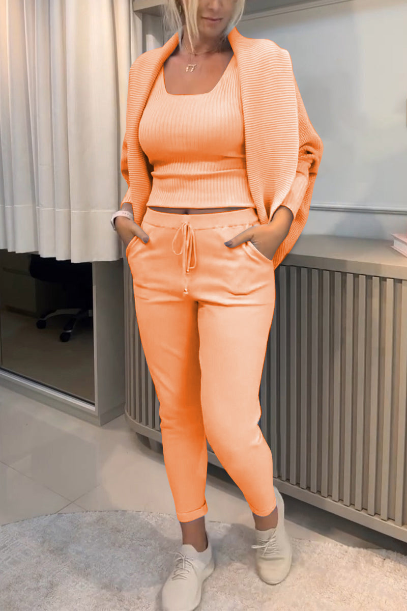 Női, szögletes galléros egyszínű felsők