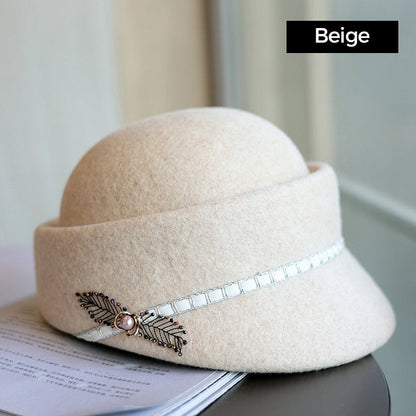 Női filc lovaglósapka retro stílusban