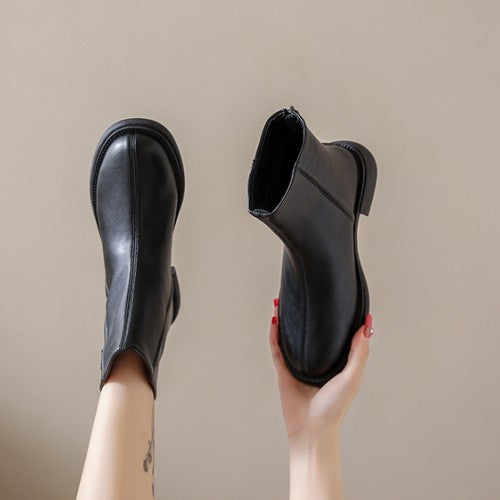 Női bokacsizma cipzárral