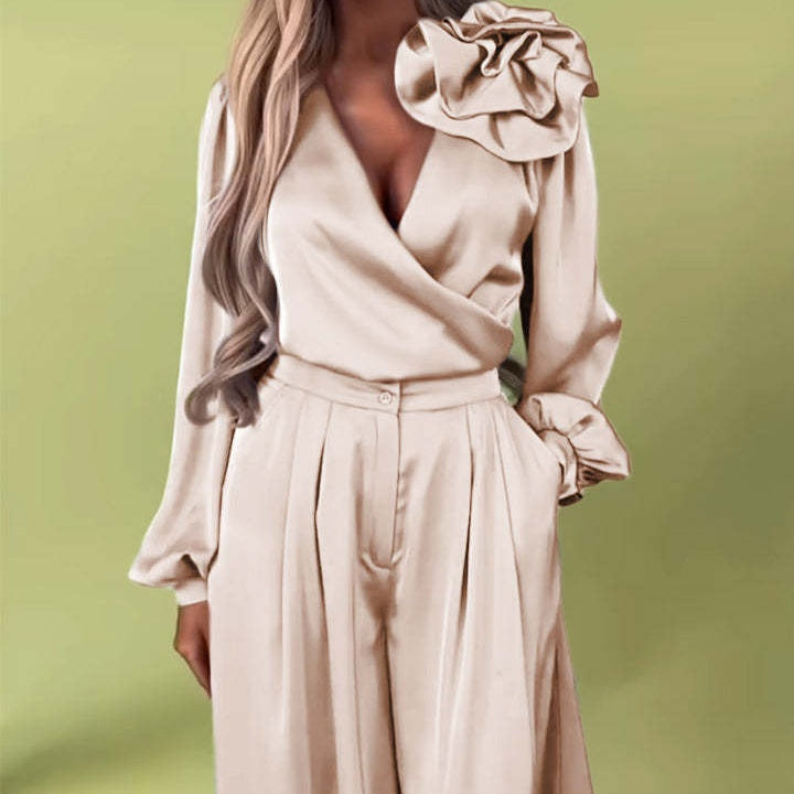 2 részes szett V-nyakú felső és széles szárú női nadrág