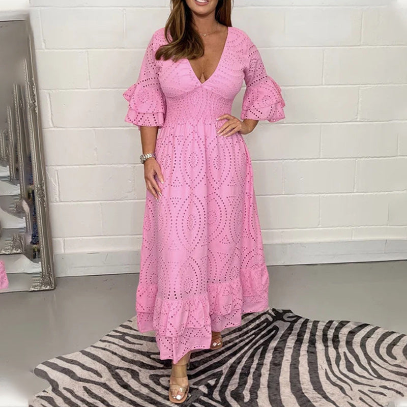 Alvarie – Elegáns, hímzett ruha összehúzott ujjakkal 2023 nyarára