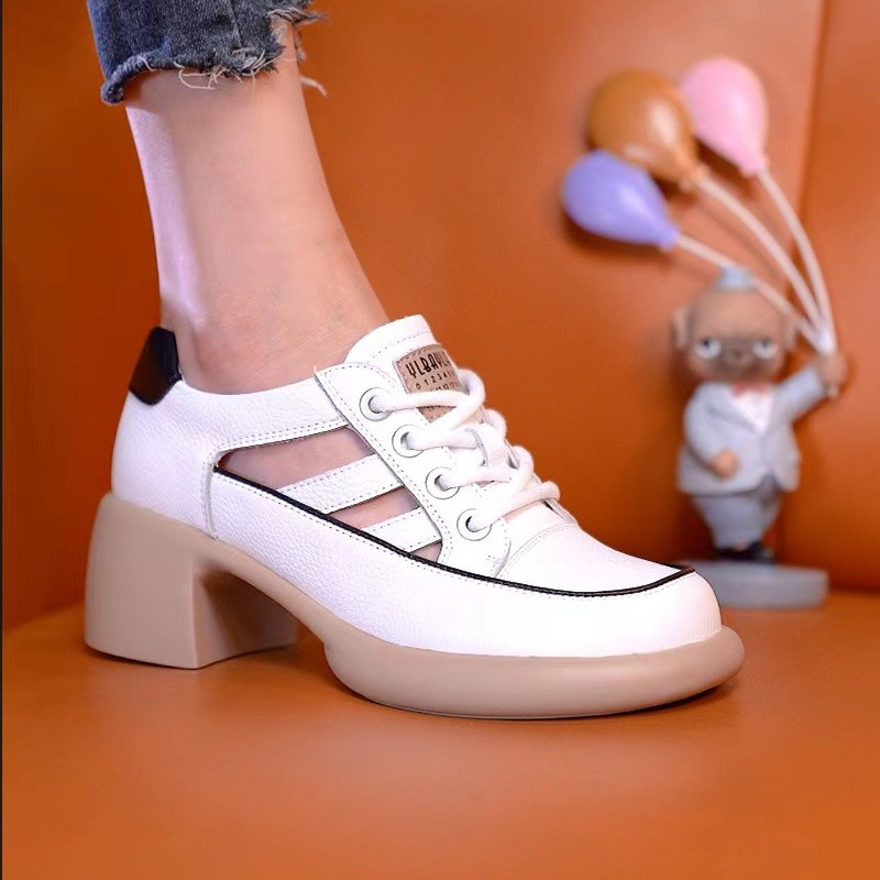 ALKALMAZÁSI SZANDÁL VILÁGOS SZÍNEKBEN NŐI