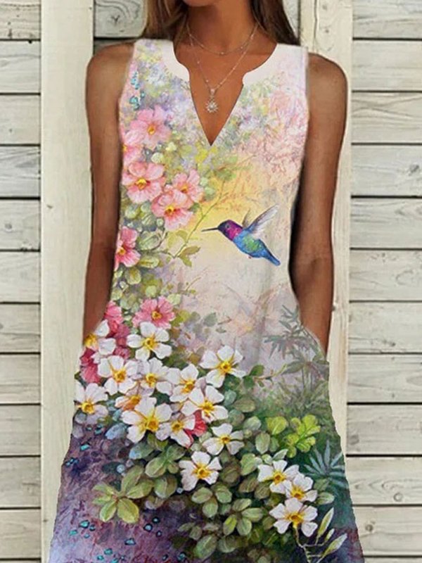 V-nyakú virágos madárruha