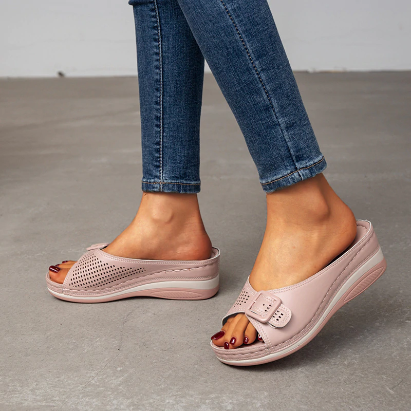 Női divat alkalmi platform üreges csatos kerek orr szandál