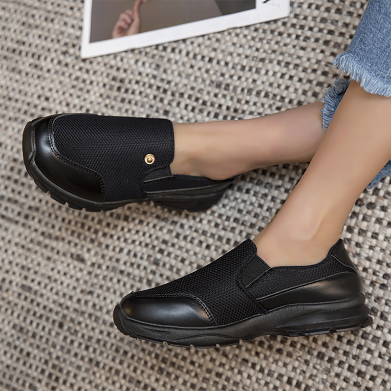 Kényelmes és könnyű tornacipő