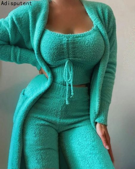 Női bársony 3 részes pizsama szett