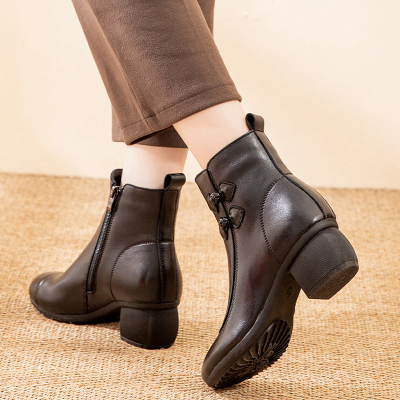 Marhabőr középsarkú, puha talpú rövid csizma