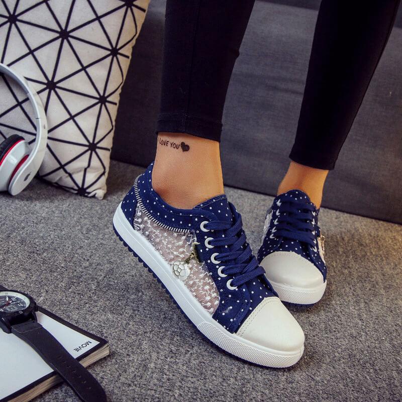 2022-es új, lélegző női, alkalmi divatos, fűzős cipők a mindennapokra